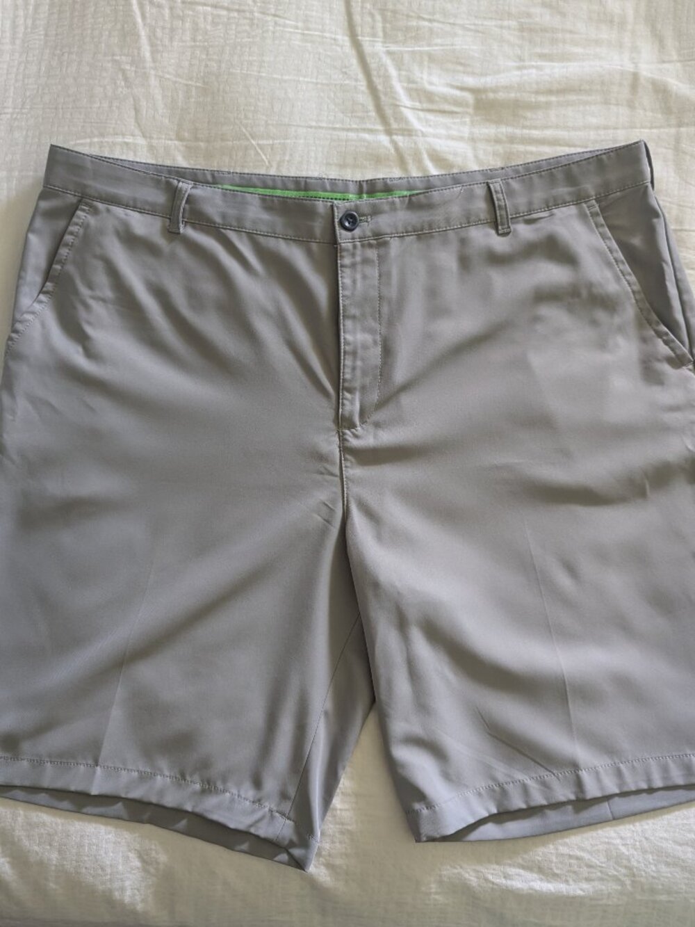 Izod Men's Classic Gray Golf Shorts - Big and Tall